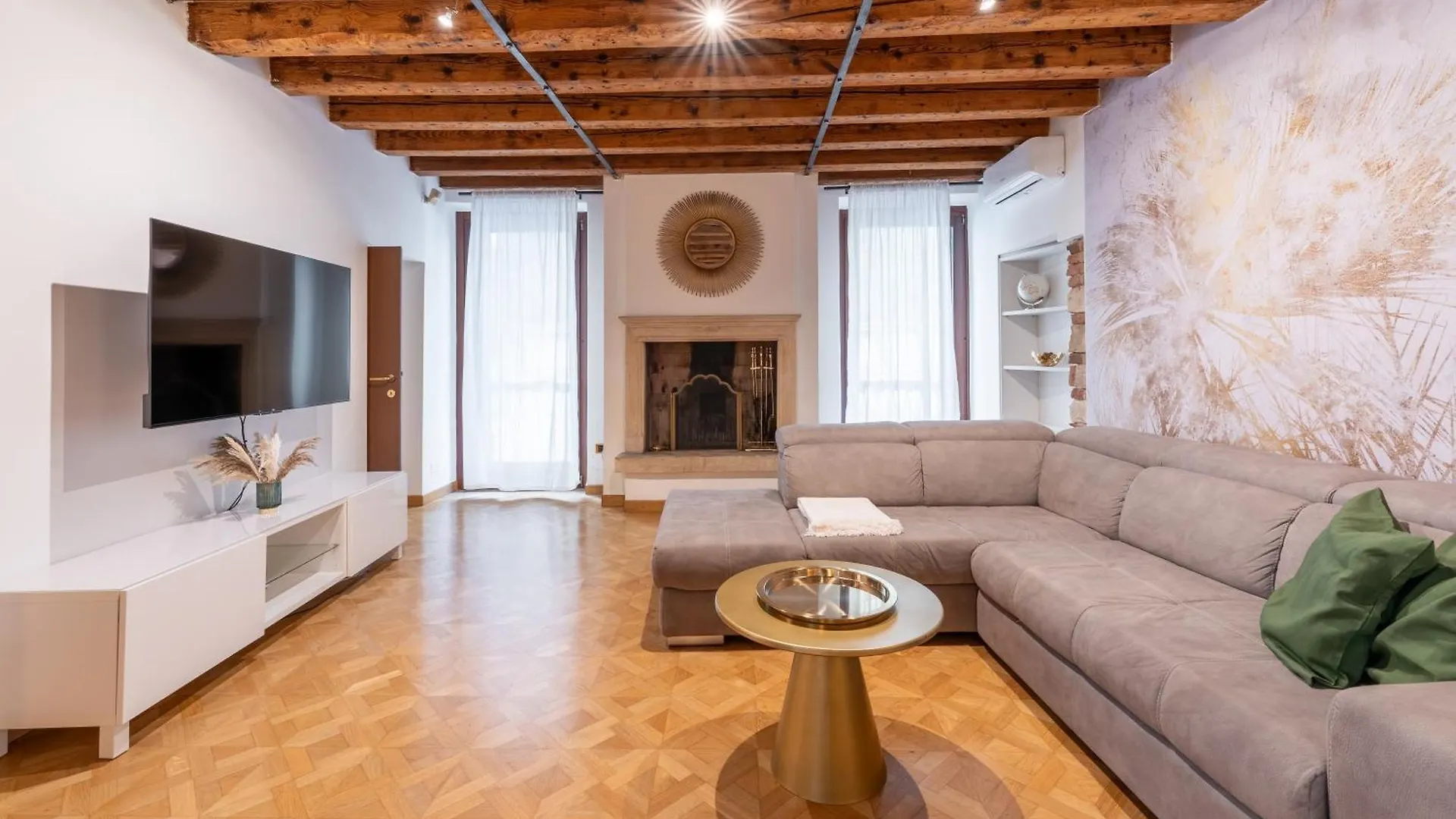 Sgarzerie Luxury Flat 2 Rooms 120Mq Verona 0*,