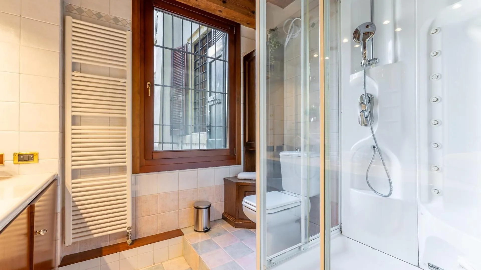 Sgarzerie Luxury Flat 2 Rooms 120Mq Verona