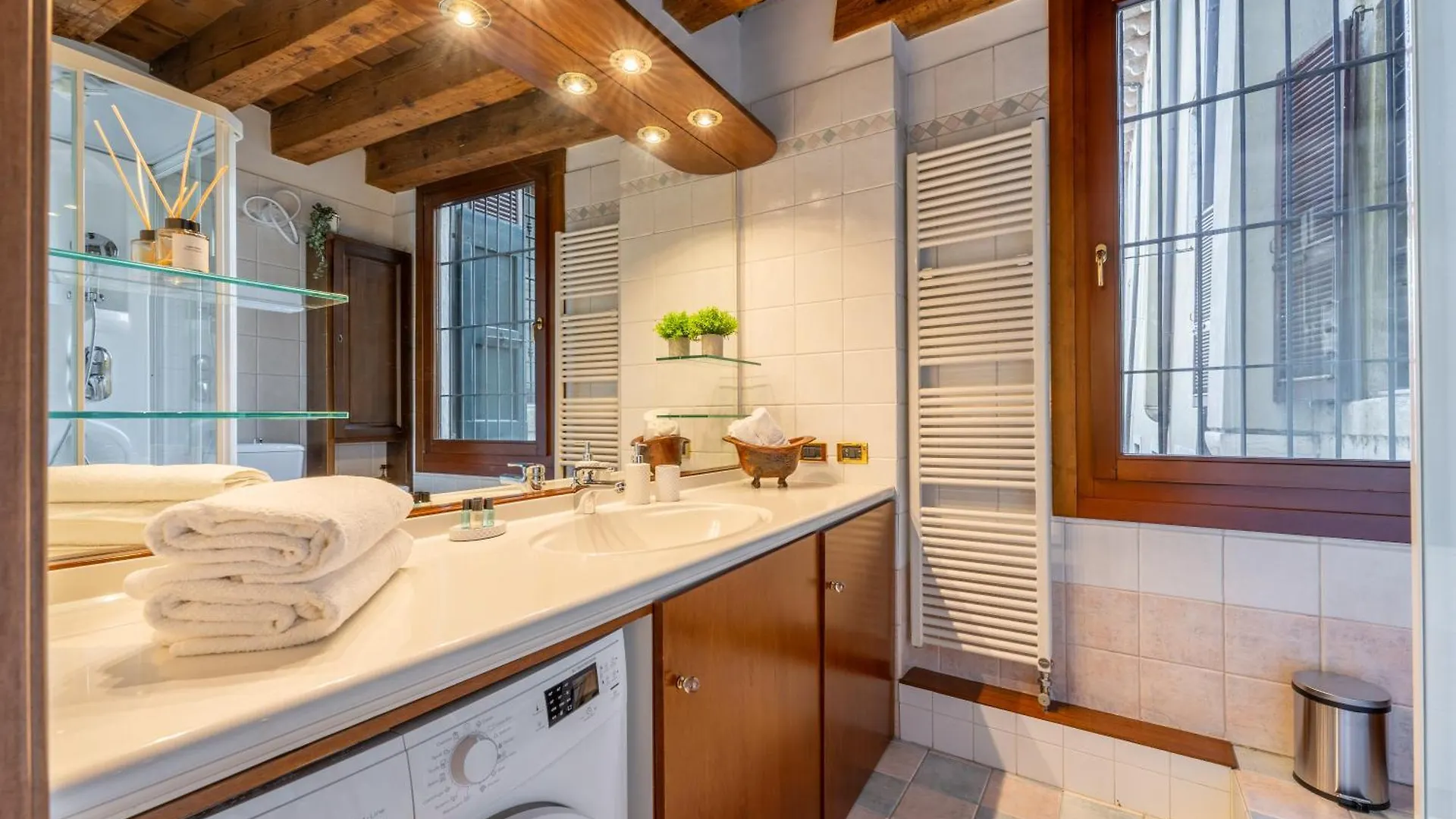 Sgarzerie Luxury Flat 2 Rooms 120Mq Verona Appartamento
