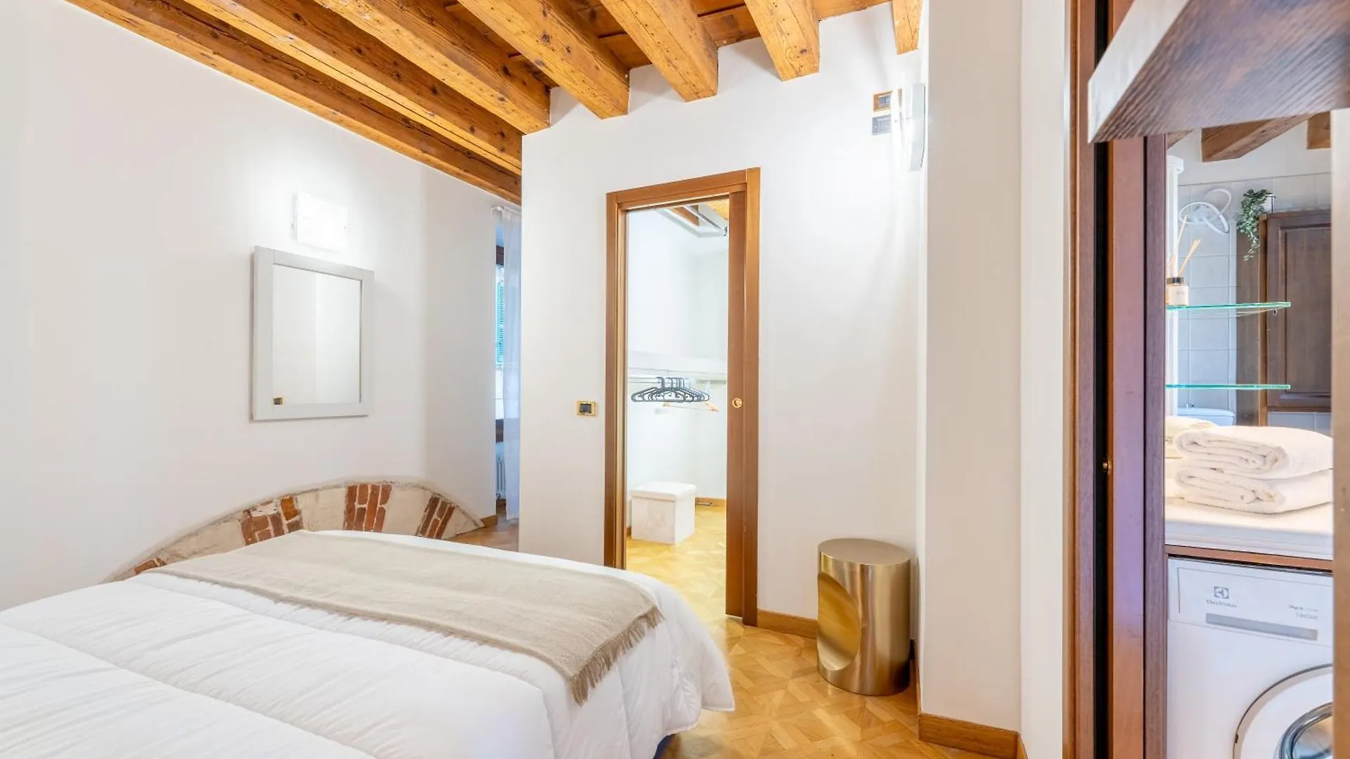 Sgarzerie Luxury Flat 2 Rooms 120Mq Verona 0*,