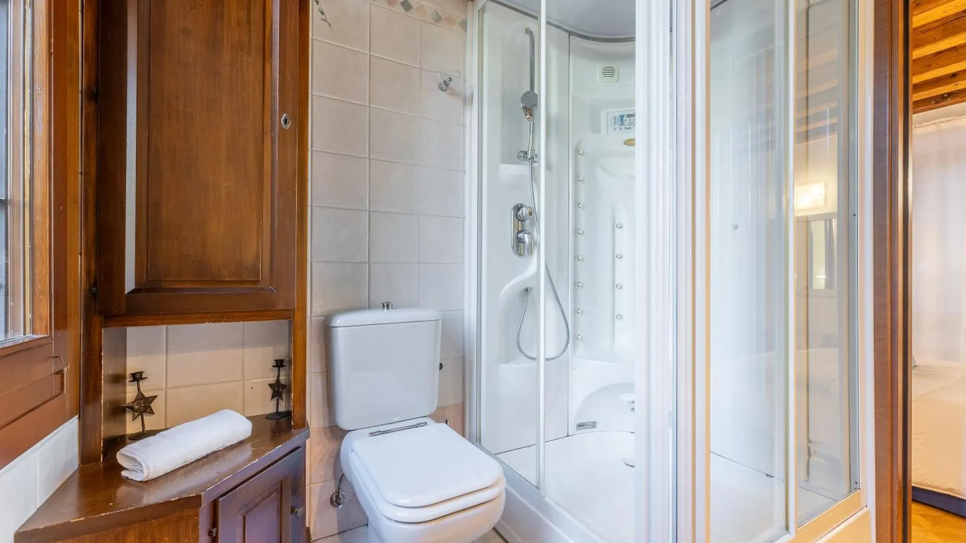 Sgarzerie Luxury Flat 2 Rooms 120Mq Verona 0*,  Italia