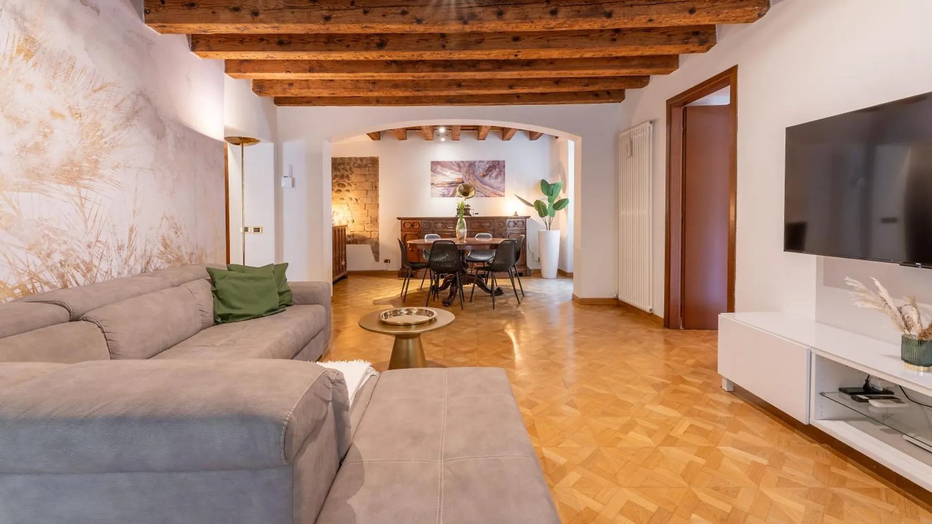 Sgarzerie Luxury Flat 2 Rooms 120Mq Verona